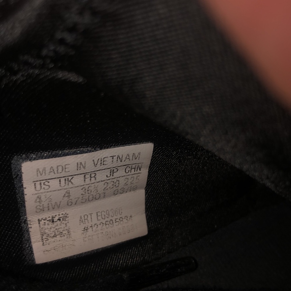 Adidas NMD (Tri-Color) - Picture 5 of 6